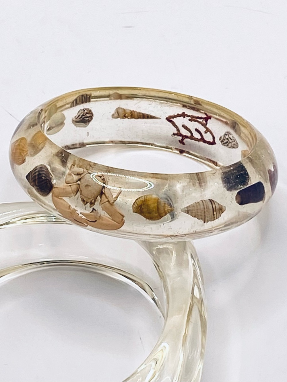 Vintage Lucite Seashell Crab Bangle Bracelet Coastal Beach Statement Chunky
